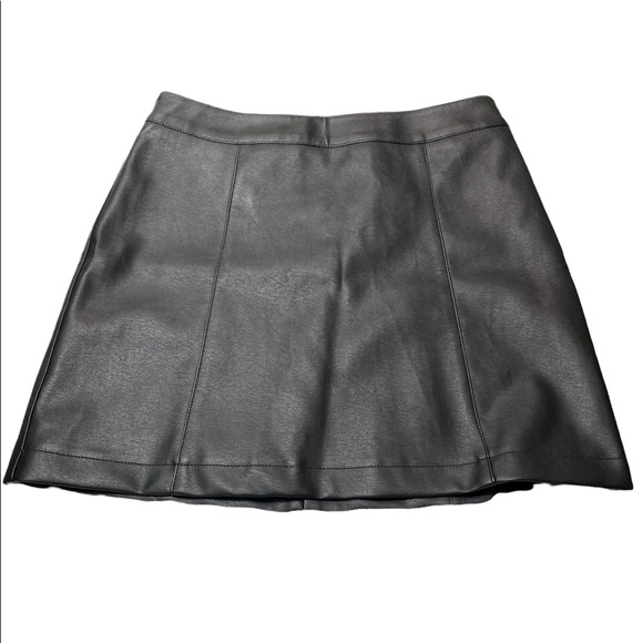 Forever 21 Faux Leather Mini Skirt - Picture 2 of 6